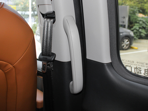 2018PLUS 2.0T ԄŞ g