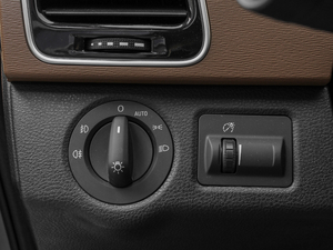 2018PLUS 2.0T ԄŞ п؅^(q)