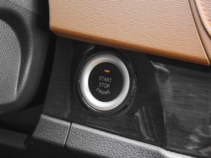 2018PLUS 2.0T ԄŞ п؅^(q)