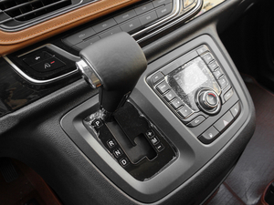 2018PLUS 2.0T ԄŞ QU