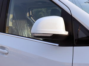 2018PLUS 2.0T ԄӾӢ V ^