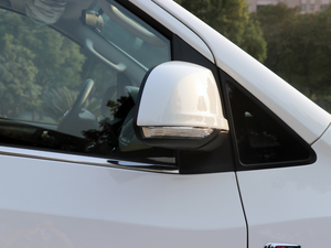 2018PLUS 2.0T ԄӾӢ V ^