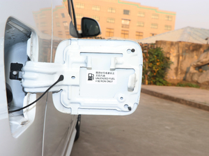 2018PLUS 2.0T ԄӾӢ V ^