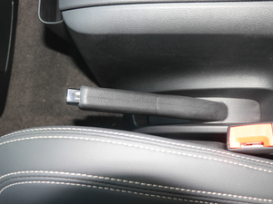 2018PLUS 2.0T ԄӾӢ V v܇Ƅ