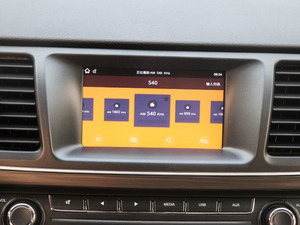 2018PLUS 2.0T ԄӾӢ V п؅^