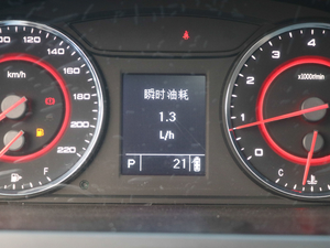 2018PLUS 2.0T ԄӾӢ V п؅^