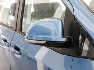 2018PLUS 2.0T ԄӾӢ V ^