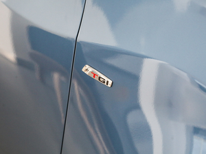 2018PLUS 2.0T ԄӾӢ V ^