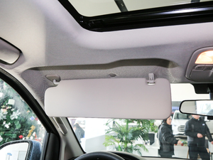 2018PLUS 2.0T ԄӾӢ V ꖰ壨