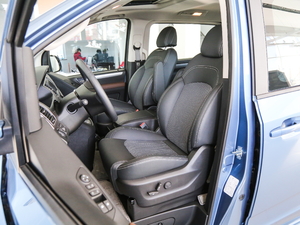 2018PLUS 2.0T ԄӾӢ V {