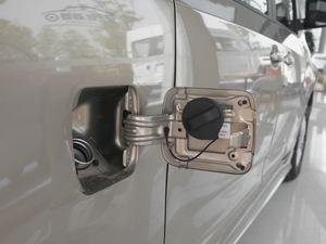 2018PLUS 2.0T ԄӾӢ V ^