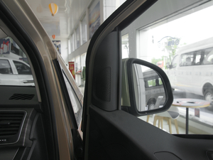 2018PLUS 2.0T ԄӾӢ V g