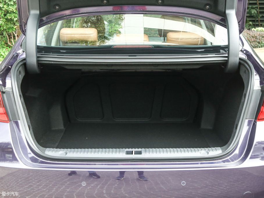 2019BEIJING-U7 1.5T CVTǰ V