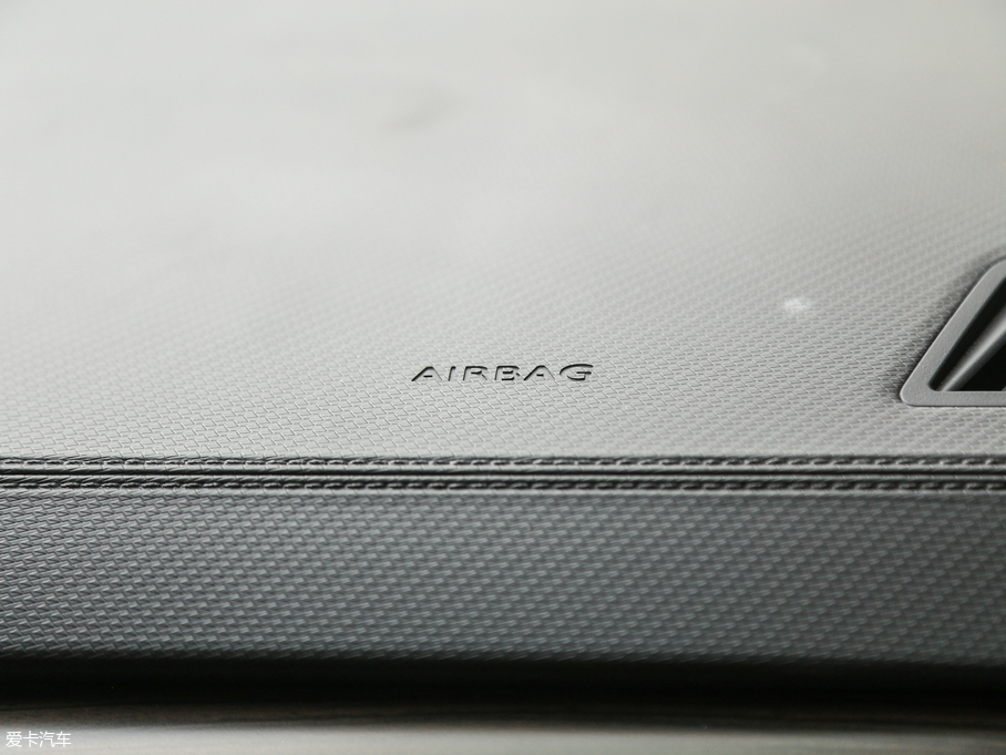 2019BEIJING-U7 1.5T CVTǰ V