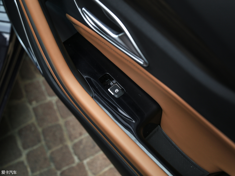 2019BEIJING-U7 1.5T CVTǰ V