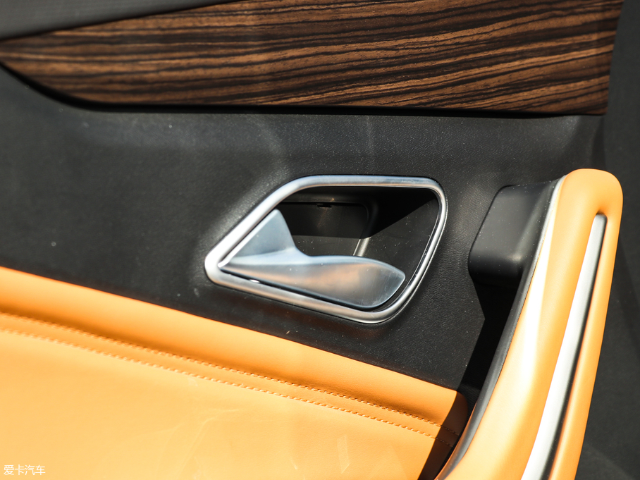 2019BEIJING-U7 1.5T CVTǰ V