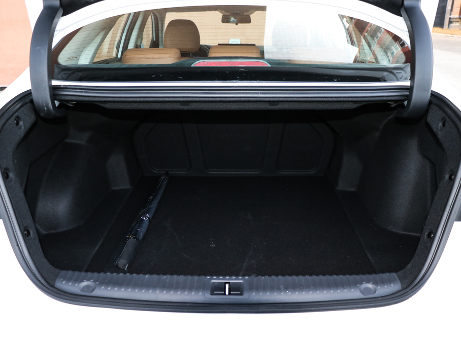 2019BEIJING-U7 1.5T CVTǰ V