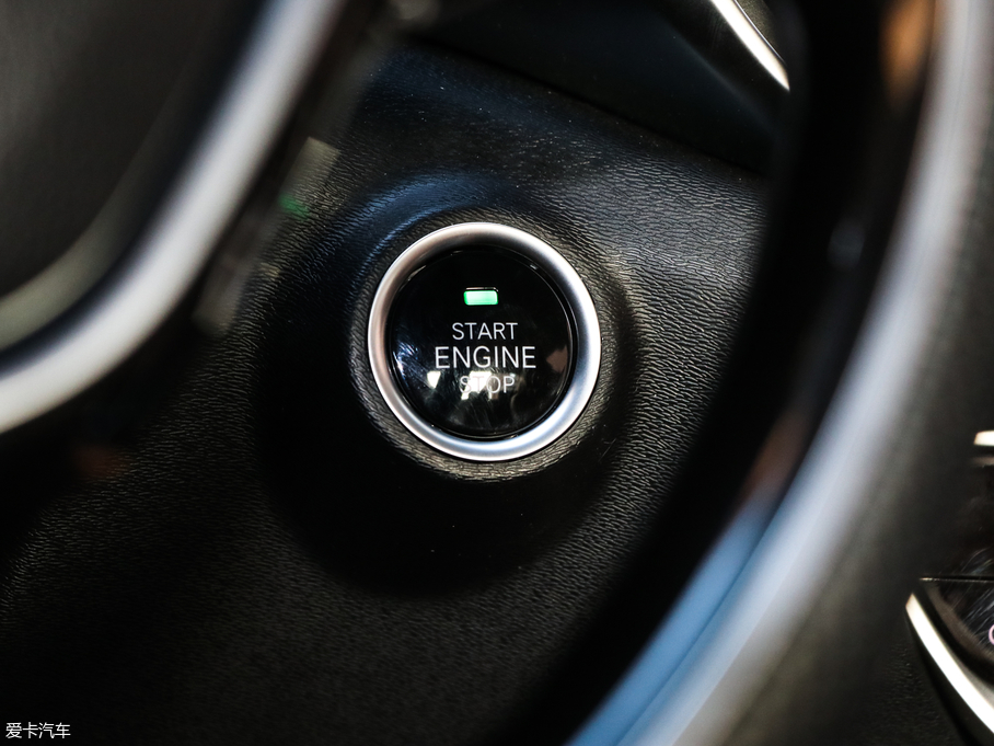 2019BEIJING-U7 1.5T CVTǰ V