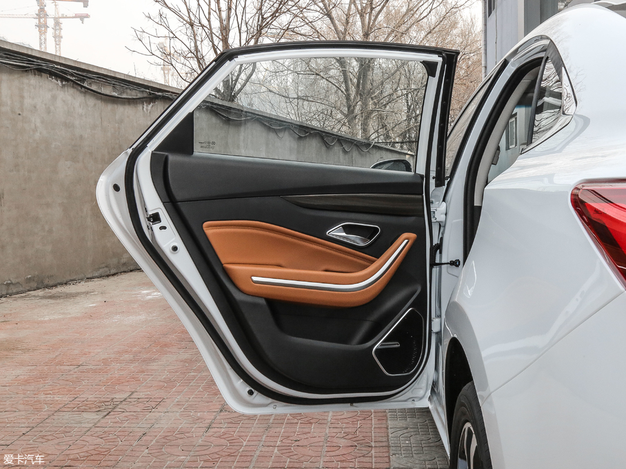 2019BEIJING-U7 1.5T CVTI(lng) V