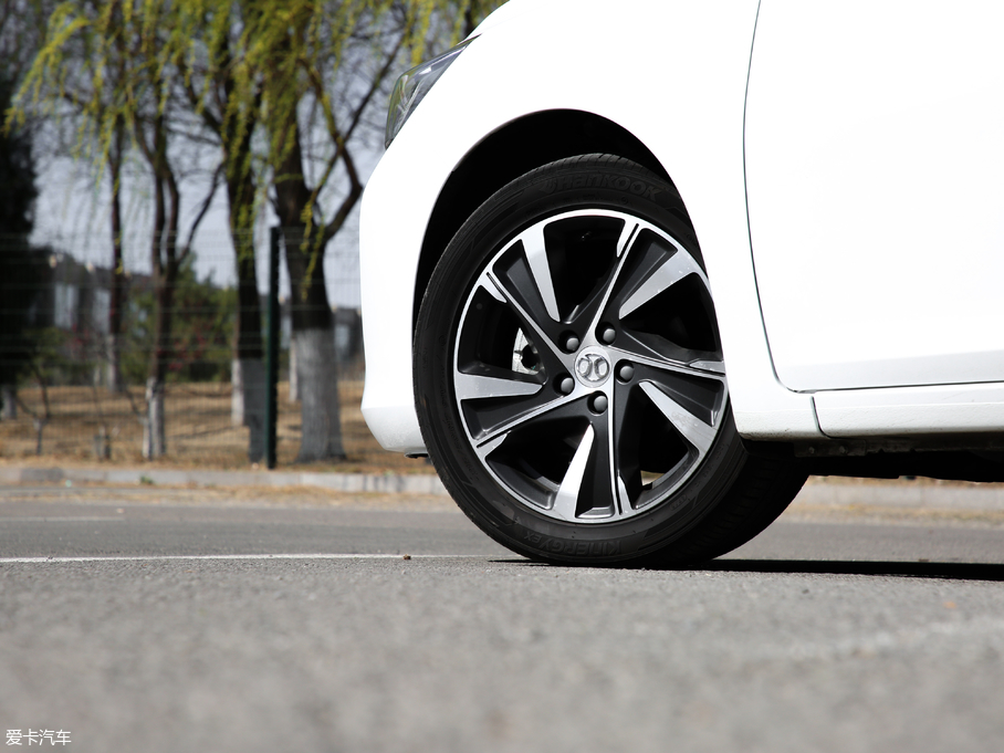 2019BEIJING-U7 1.5T CVTǰ V