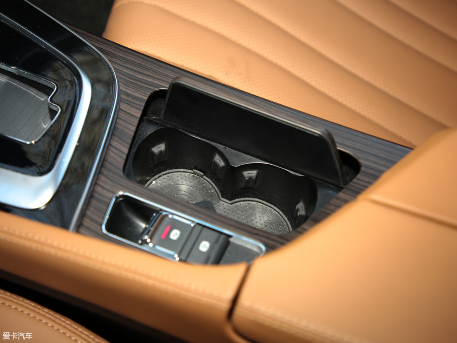 2019BEIJING-U7 1.5T CVTǰ V