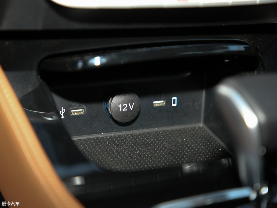 2019BEIJING-U7 1.5T CVTǰ V