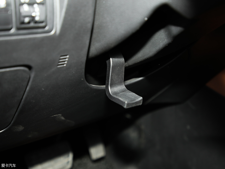 2019BEIJING-U7 1.5T CVTǰ V