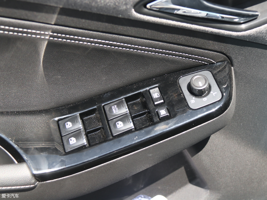 2019BEIJING-X3 1.5T CVT߰