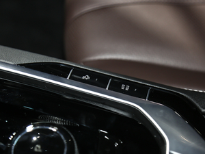 2020Ŀ R500 L  п؅^