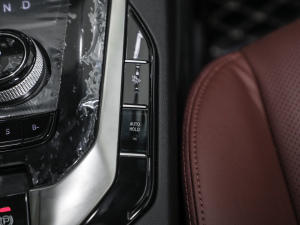 2020 R500 L п؅^