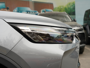 2020PHEV ³ (x)(ji)^