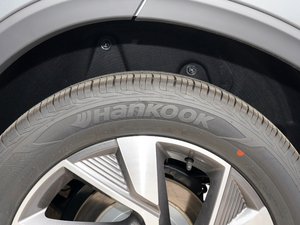 2020PHEV ³ (x)(ji)^