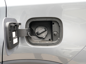 2020PHEV ³ (x)(ji)^