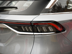 2020PHEV ³ (x)(ji)^