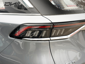 2020PHEV ³ (x)(ji)^