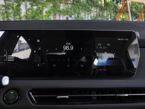 2021款1.5L CVT尊贵版 音响调节