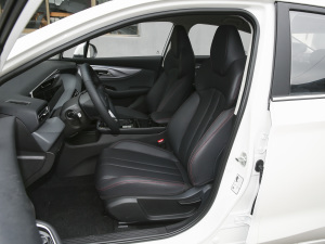 2021款1.5L 手动豪华版 主驾驶座椅