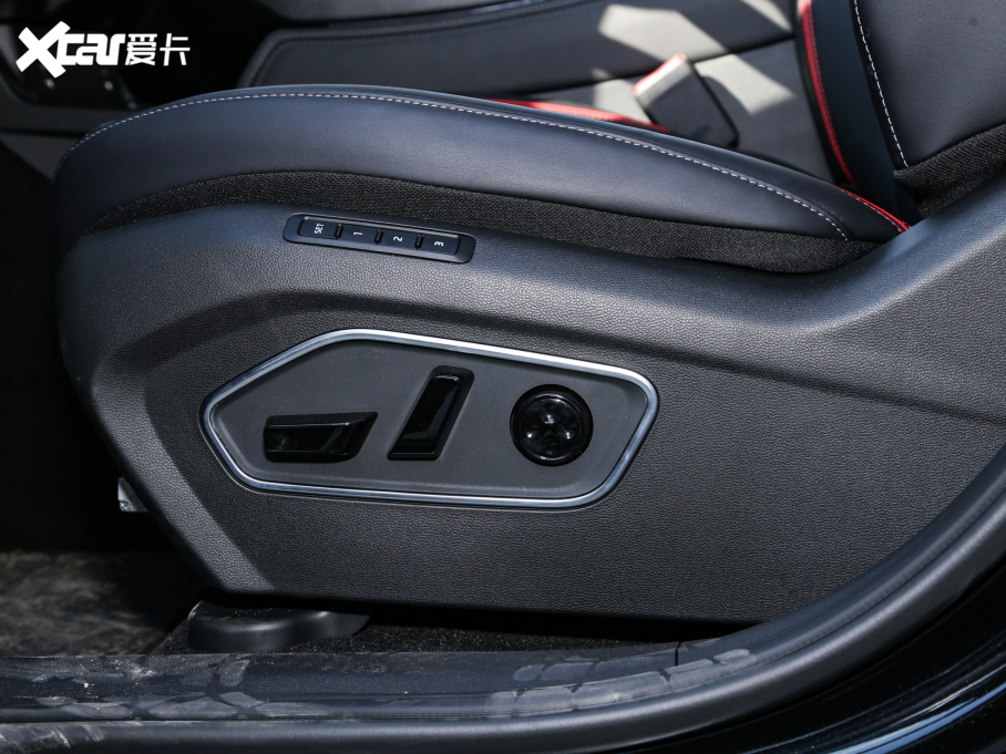 2022BEIJING-X7 1.5TD DCTٰ