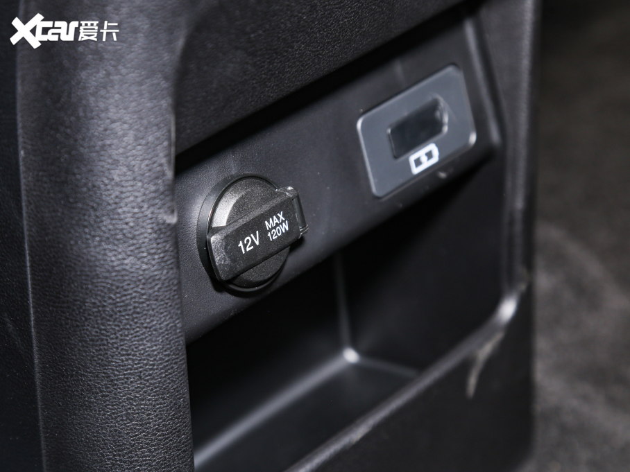 2022BEIJING-X7 1.5TD DCTٰ