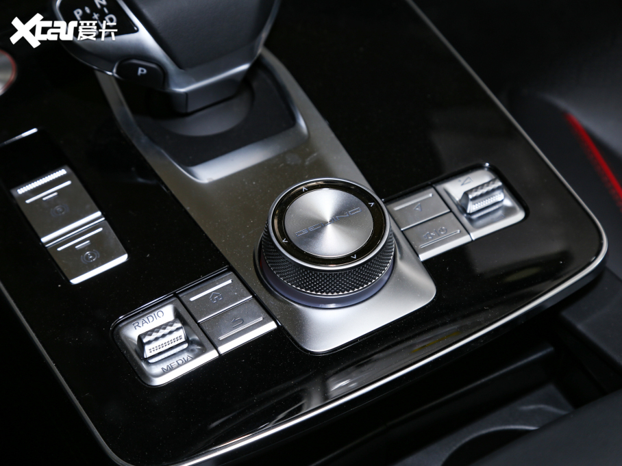 2022BEIJING-X7 1.5TD DCTٰ