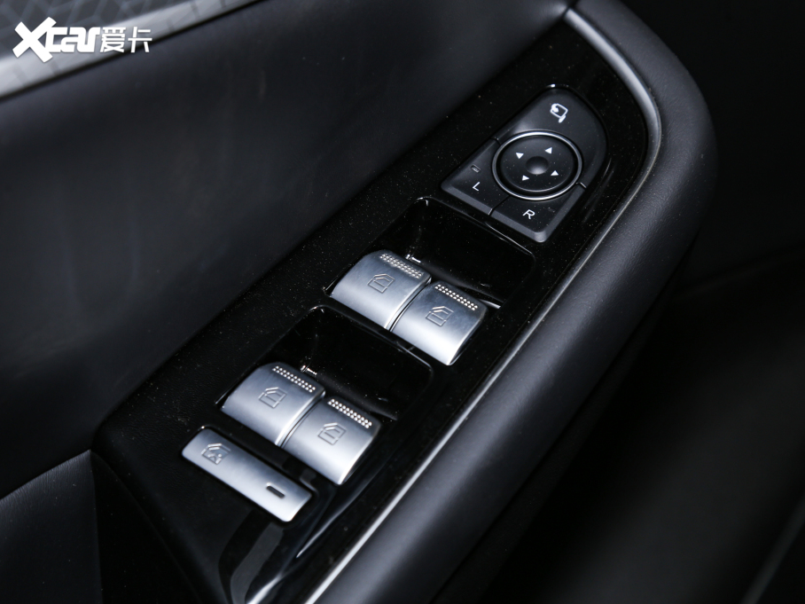2022BEIJING-X7 1.5TD DCTٰ