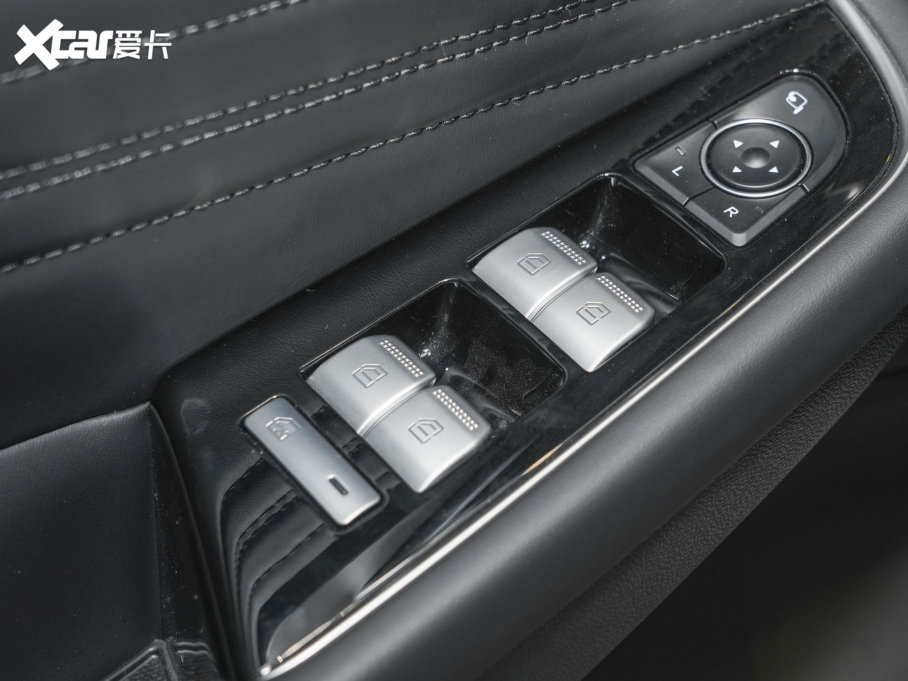 2023BEIJING-X7 1.5TD DCT+