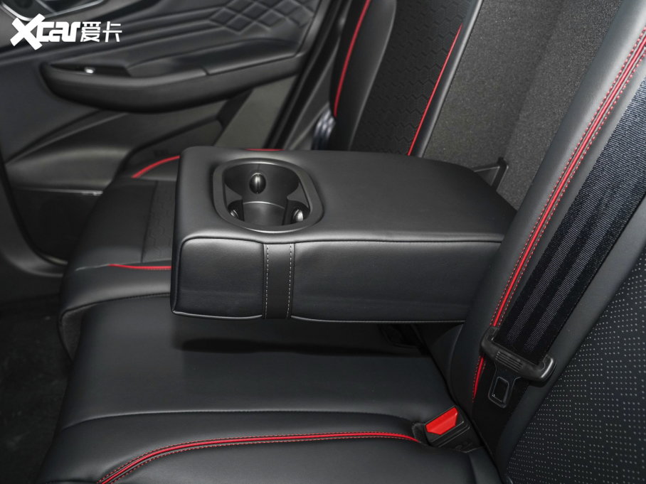 2023BEIJING-X7 1.5TD DCT+