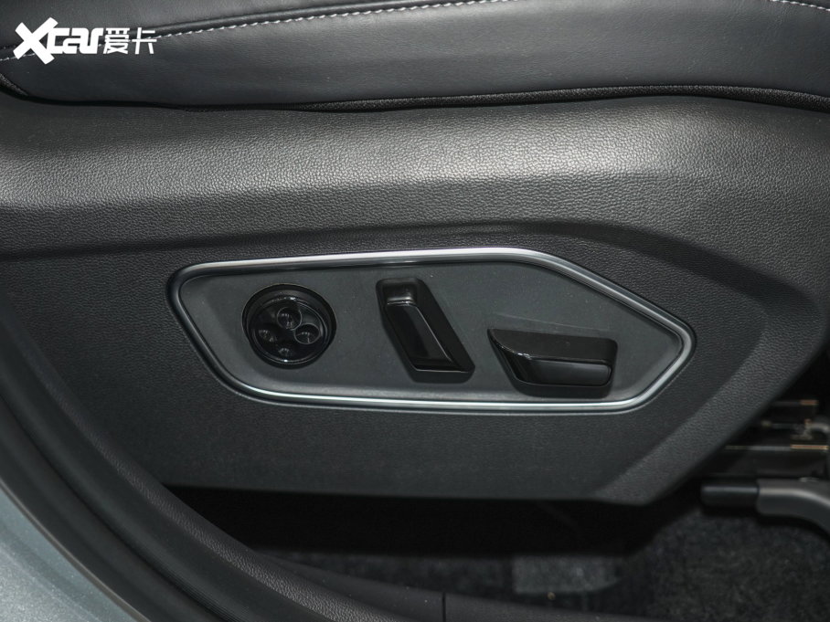 2023BEIJING-X7 1.5TD DCT+