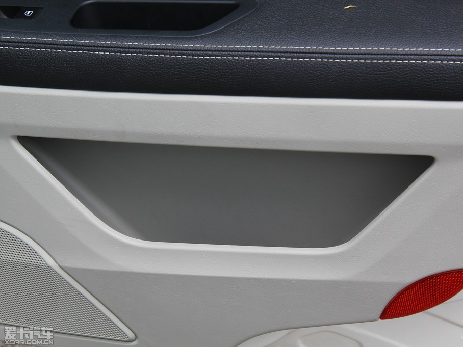 2014���D50 1.5L �ք����m��