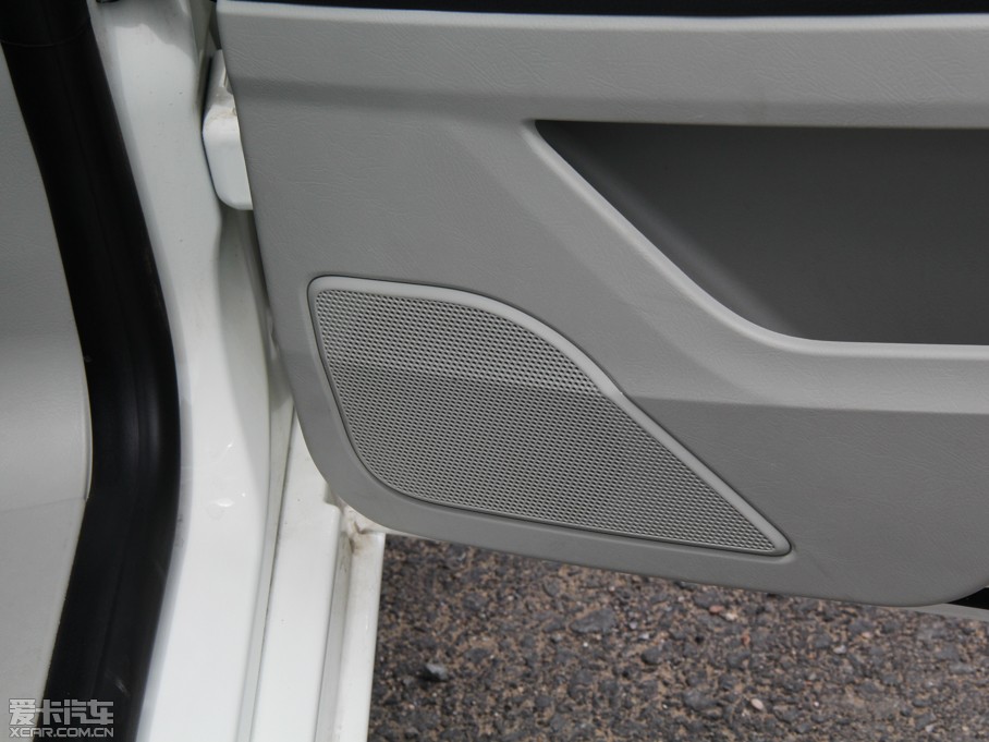 2014���D50 1.5L �ք����m��