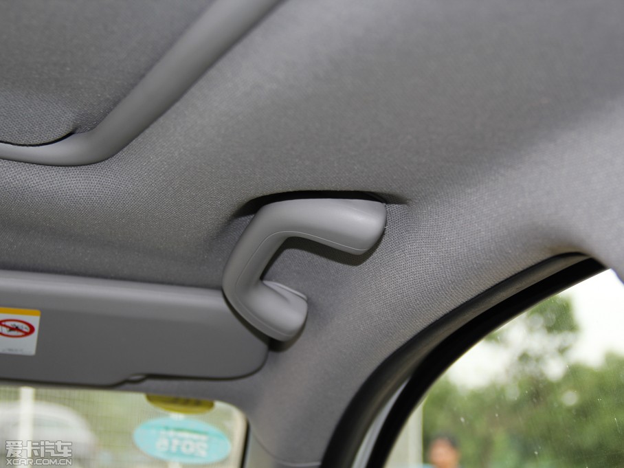 2014���D50 1.5L �ք����m��