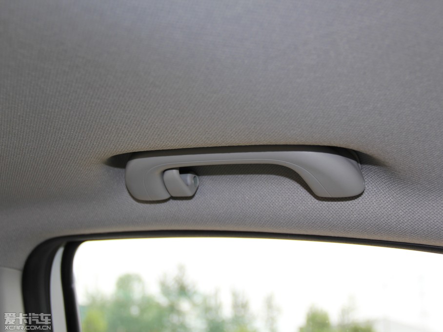 2014���D50 1.5L �ք����m��