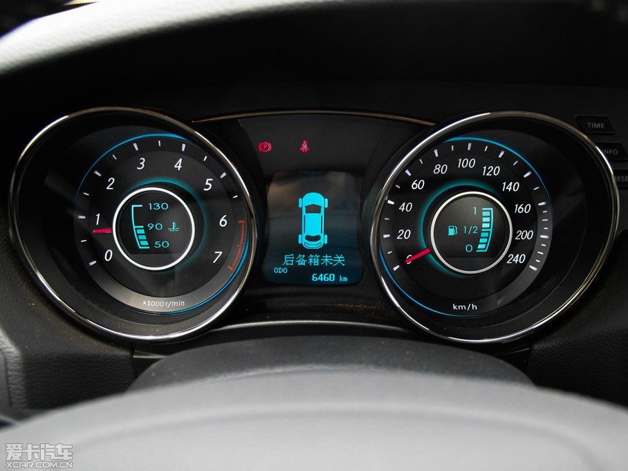 2014���D50 1.5L �ք����m��