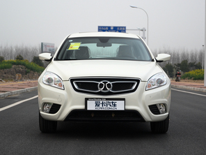 北汽紳寶2014款紳寶D50